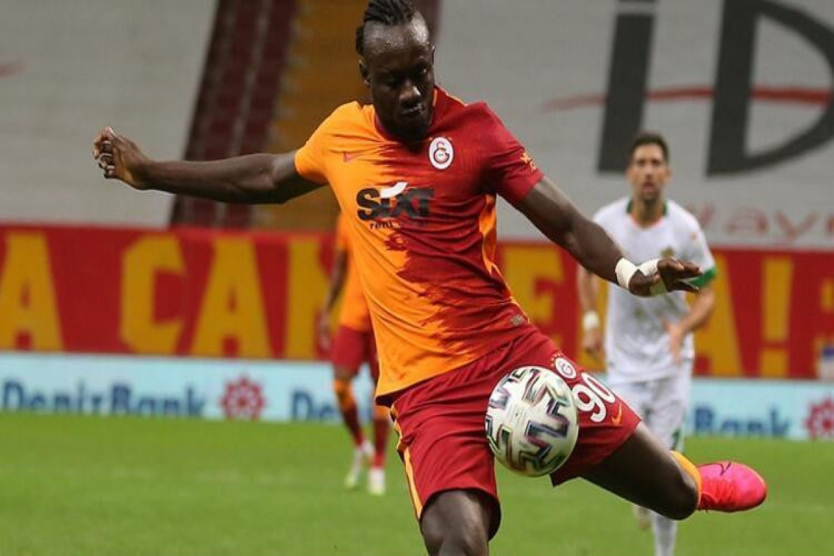 “Qalatasaray” hücumçusu ilə müqaviləyə xitam verib