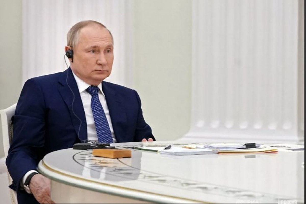 Putin: “Rusiya Pyotr Poroşenkoya siyasi sığınacaq verməyə hazırdır” 