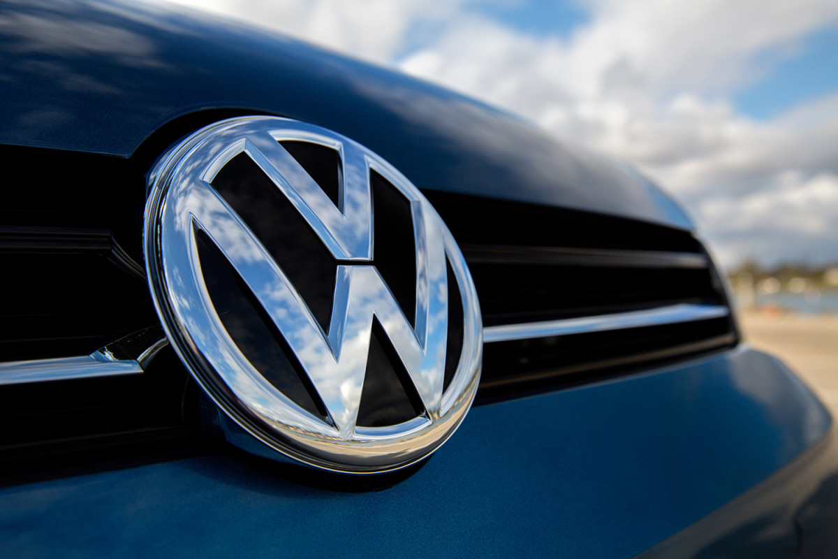 "Volkswagen"in qlobal tədarükü yanvarda 15% azalıb