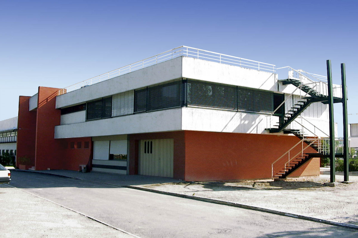 Portuqaliyada universitetə hücumun qarşısı alınıb