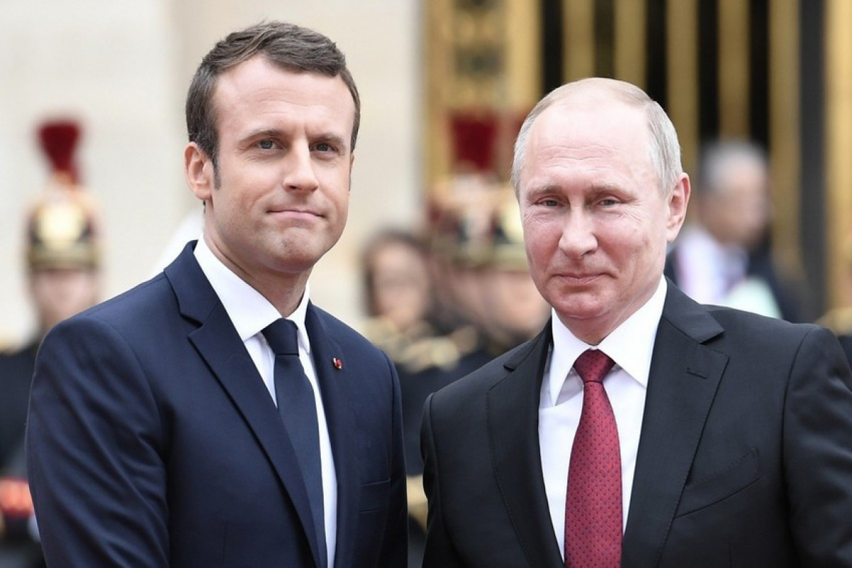Emmanuel Makron, Vladimir Putin