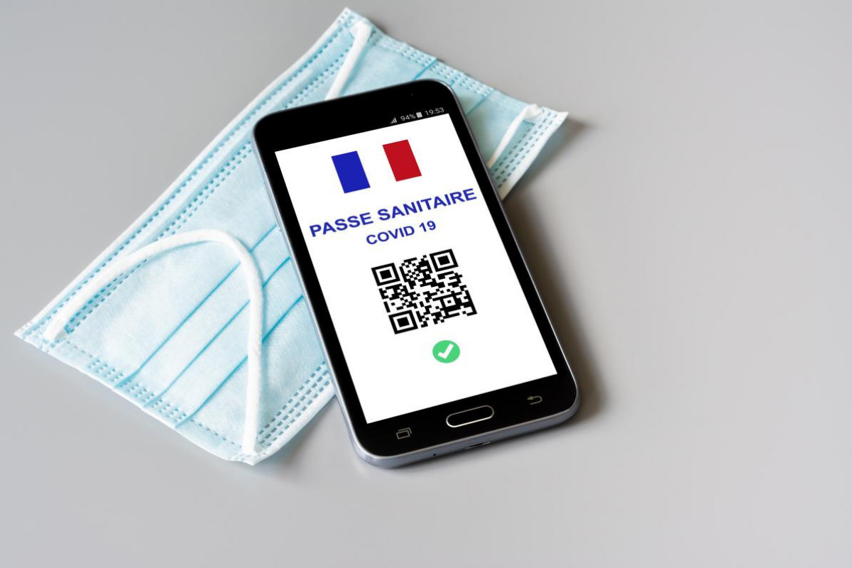 Fransa polisi saxta vaksin sertifikatı satan şəbəkəni zərərsizləşdirib