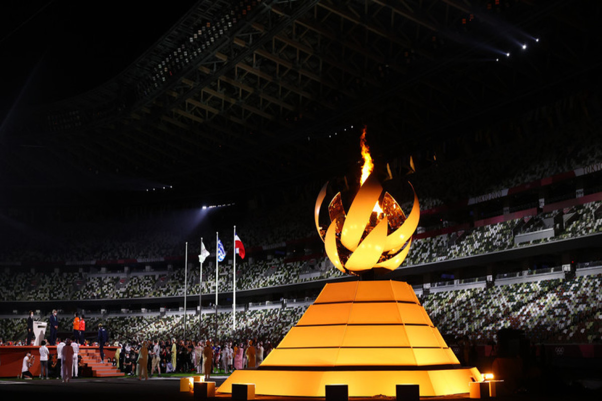 Olympic flame for Beijing 2022 extinguished