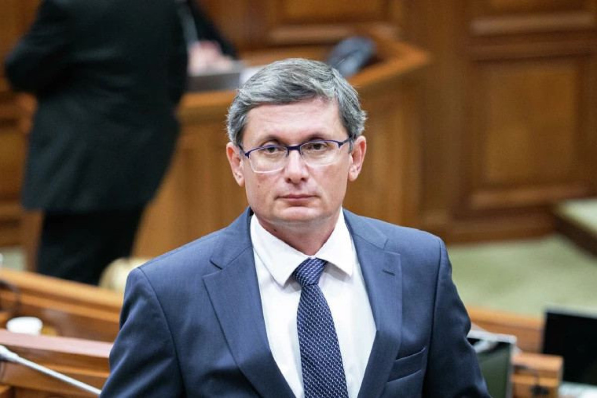 İqor Qros, Moldova parlamentinin sədri