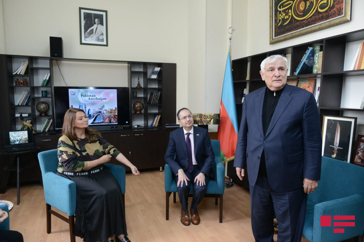Qənirə Paşayeva, Bilal Hayee, Kamal Abdulla