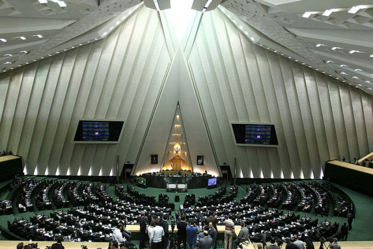İran Parlamenti "Mühafizə Planı"nın ümumi müddəalarını təsdiqləyib