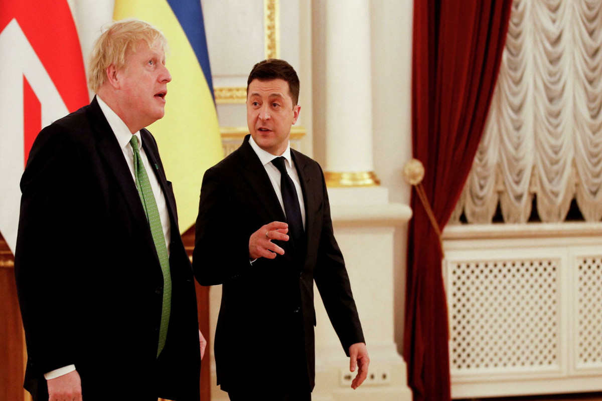 Boris Conson Ukrayna xalqının müqavimət göstərəcəyinə ümid edir