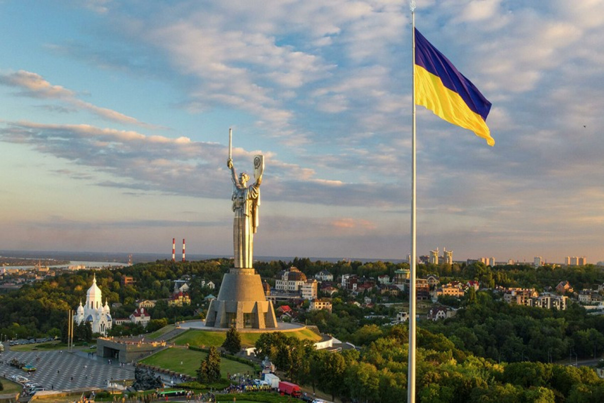 Ukrayna Rusiyadakı diplomatlarının təxliyəsinə başlayıb