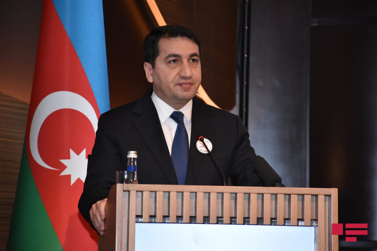 Hikmət Hacıyev Ermənistanı Xocalı soyqırımına görə üzr istəməyə çağırıb