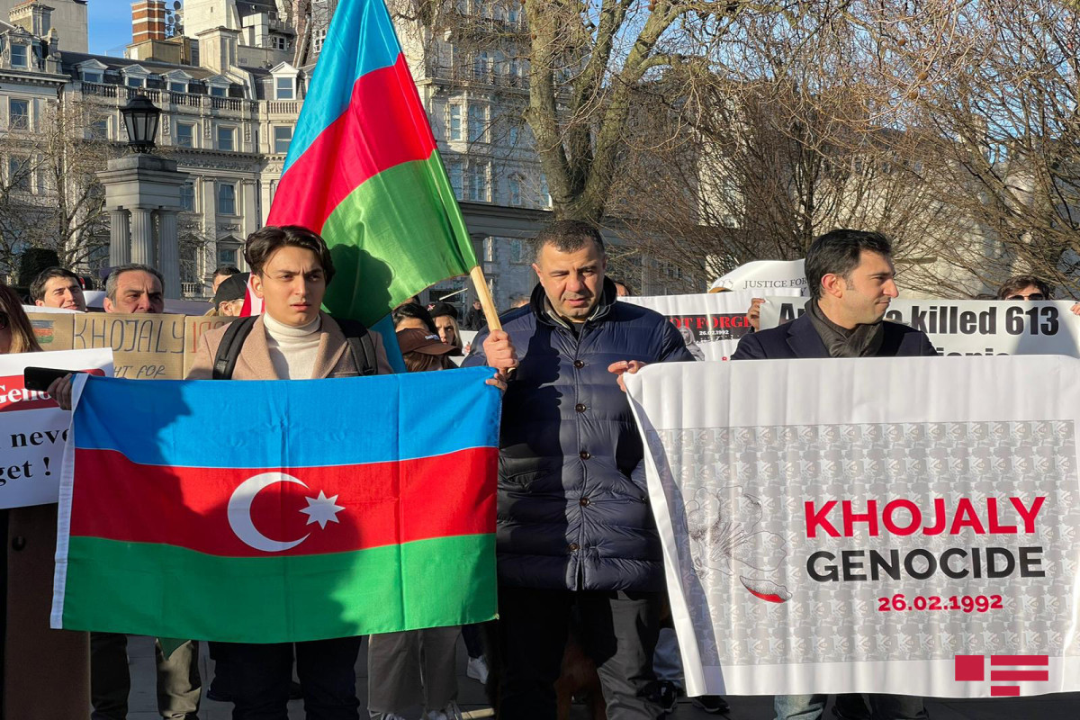 Londonda Xocalı faciəsi ilə bağlı aksiya keçirilib  - FOTO 
