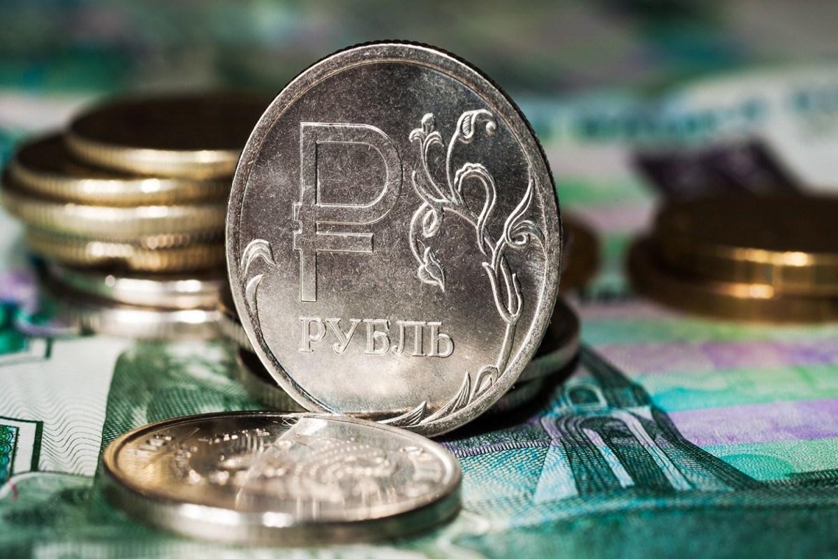 Moldova bankları rublun alışını dayandırıb