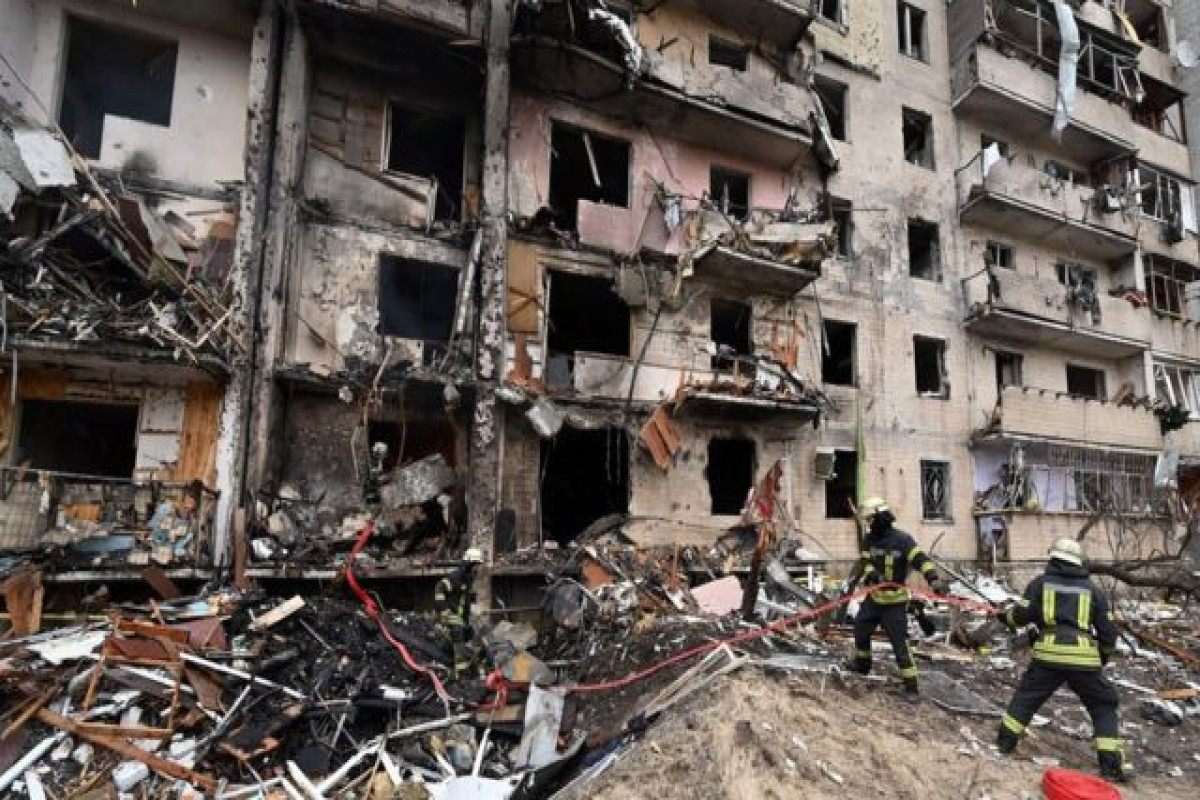 Xarkovda raket zərbələri zamanı 11 nəfər həlak olub - YENİLƏNİB 