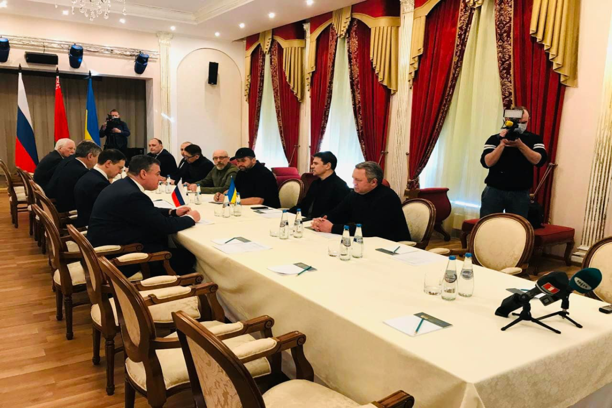 Ukrayna Rusiya qoşunlarının Krım və Donbasdan çıxarılmasını tələb edib