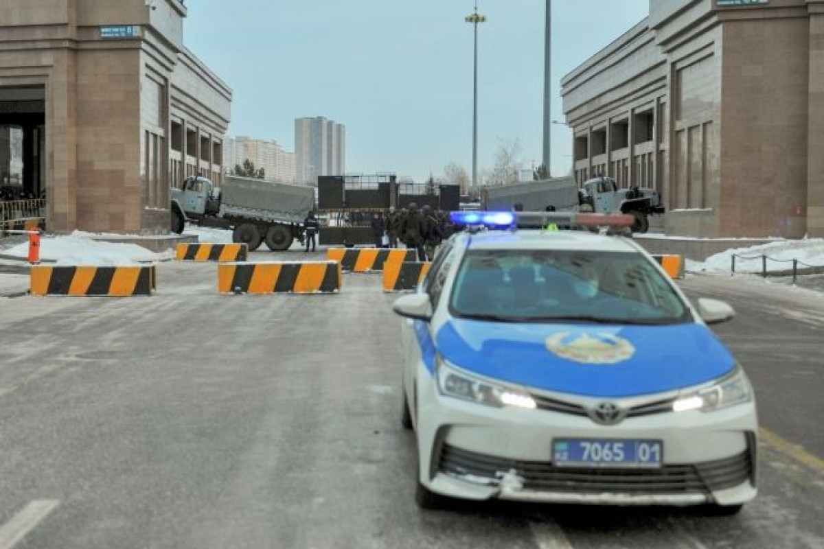 Kazakhstan closes five of seven checkpoints on border with Kyrgyzstan - Kyrgyz authorities