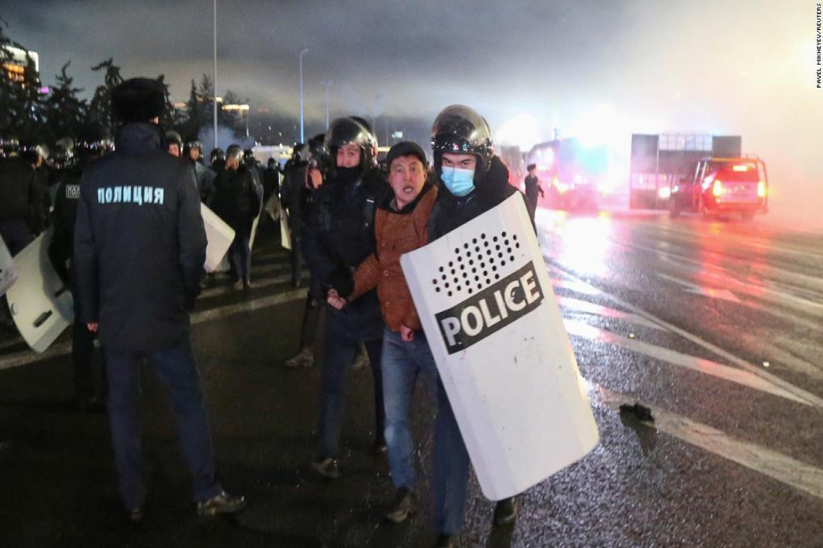 Число задержанных из-за беспорядков в Казахстане превысило 4400 человек