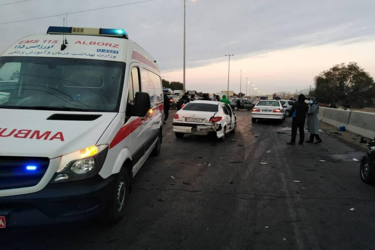 50 cars collided in Iran: 4 killed