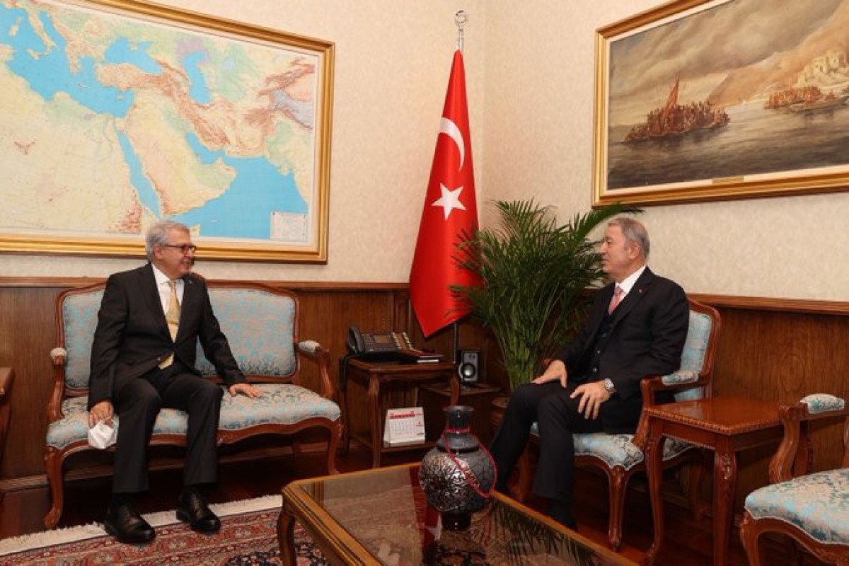 Hulusi Akar receives Turkey