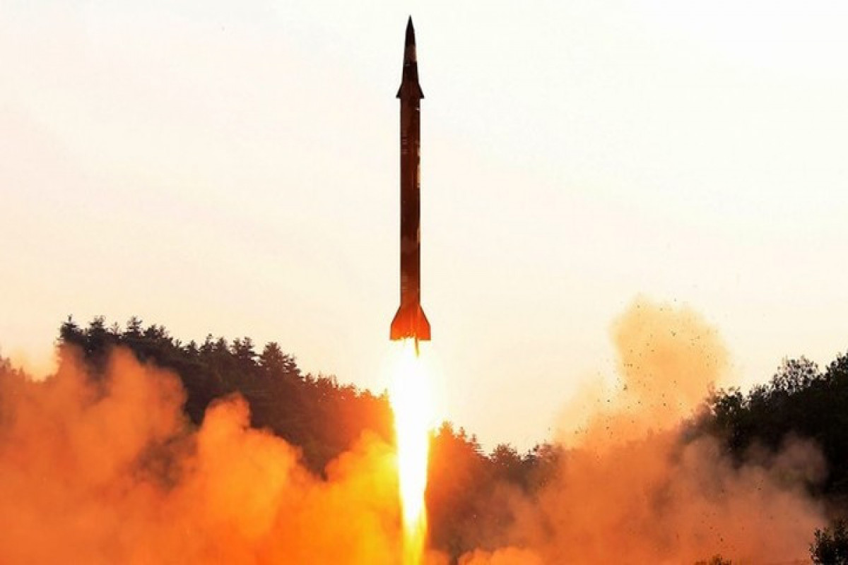 СМИ: Запущенная Пхеньяном ракета пролетела более 700 км
