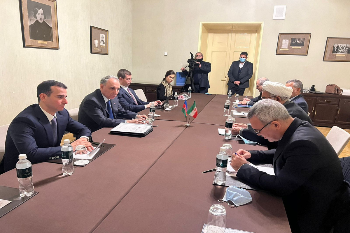 Kamran Əliyev İran Baş prokuroru ilə görüşüb