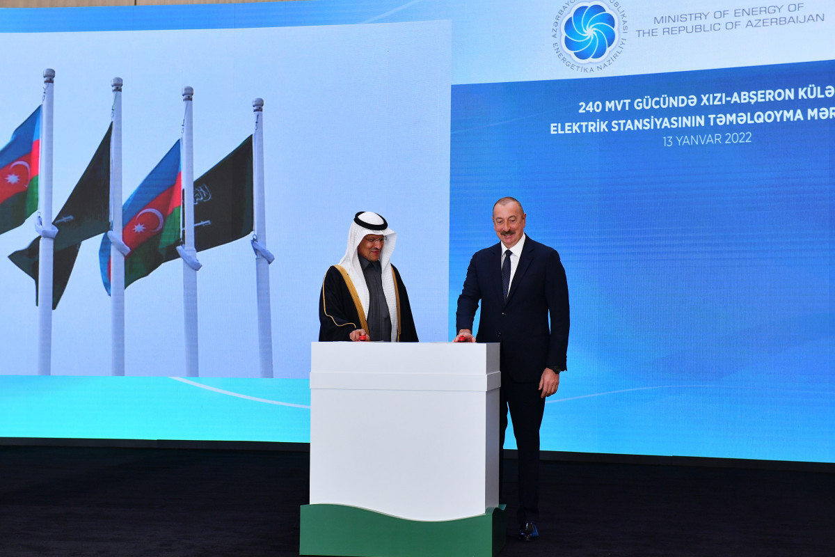 Президент принял участие в церемонии закладки фундамента ветряной электростанции «Хызы-Абшерон»