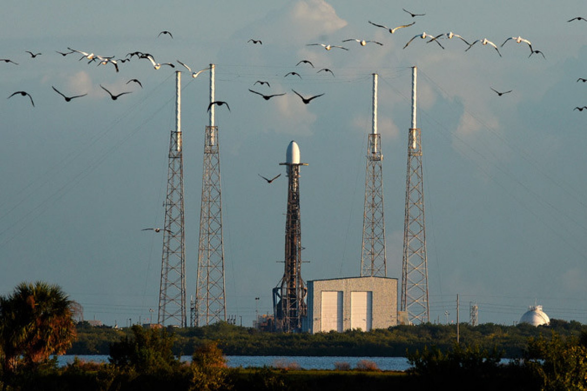 SpaceX запустила ракету-носитель с украинским спутником