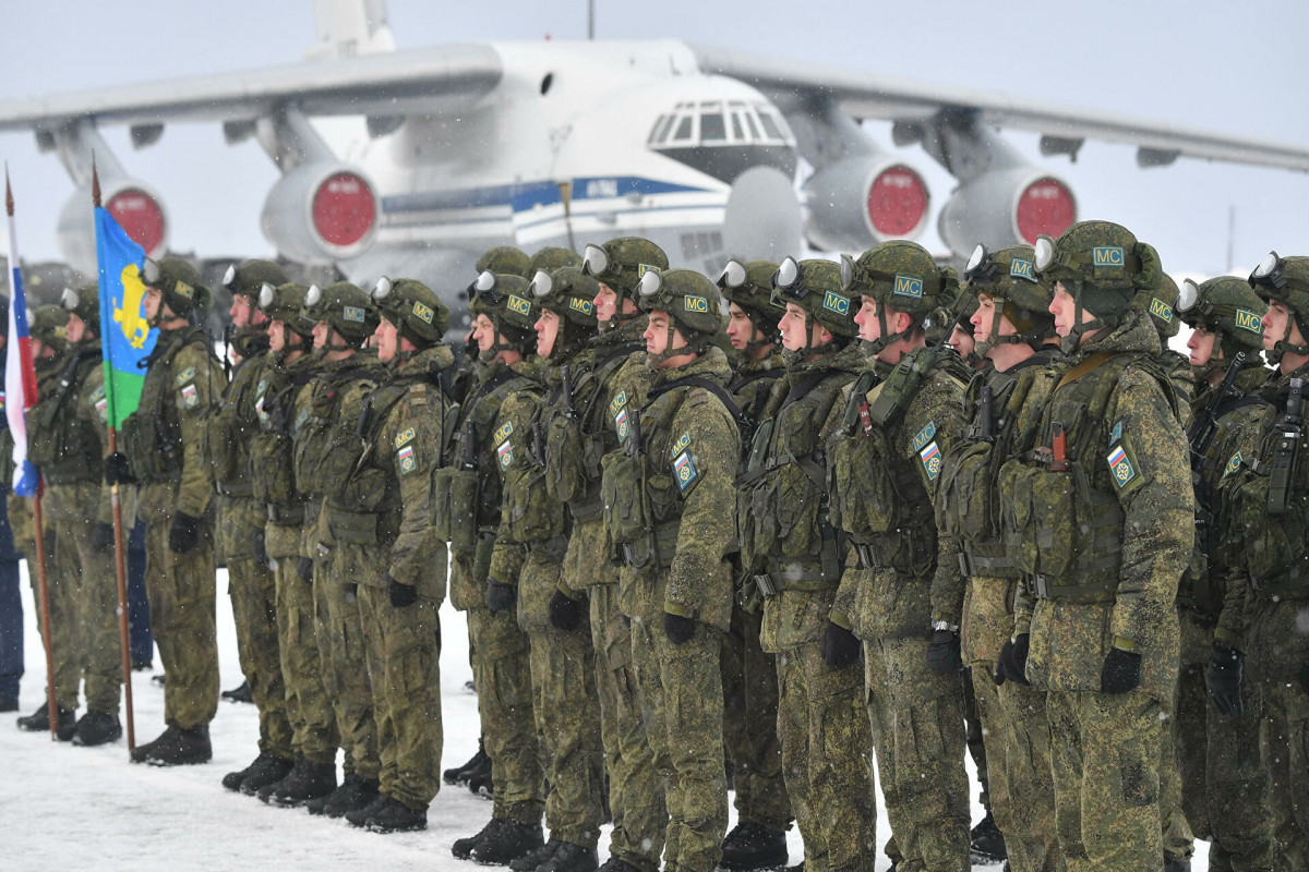 Из Казахстана вылетели 19 самолетов с российскими миротворцами ОДКБ