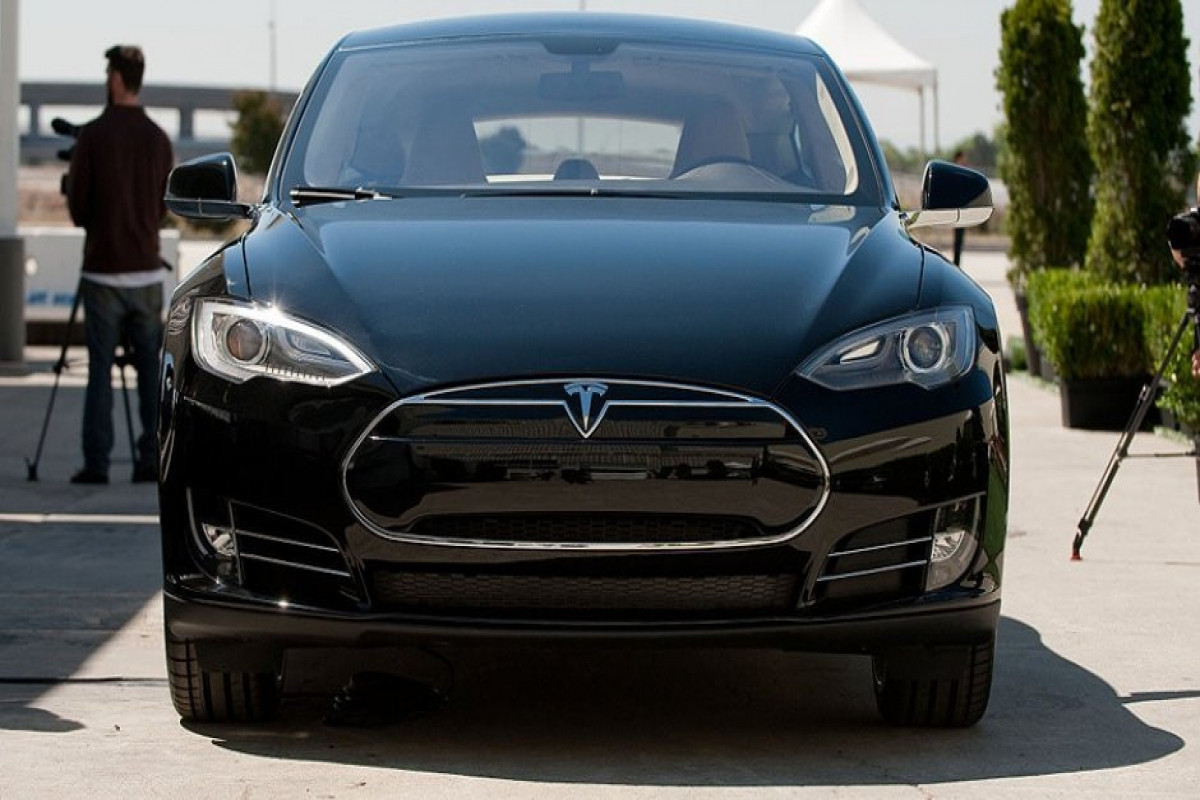 Updated Model S Version of Tesla