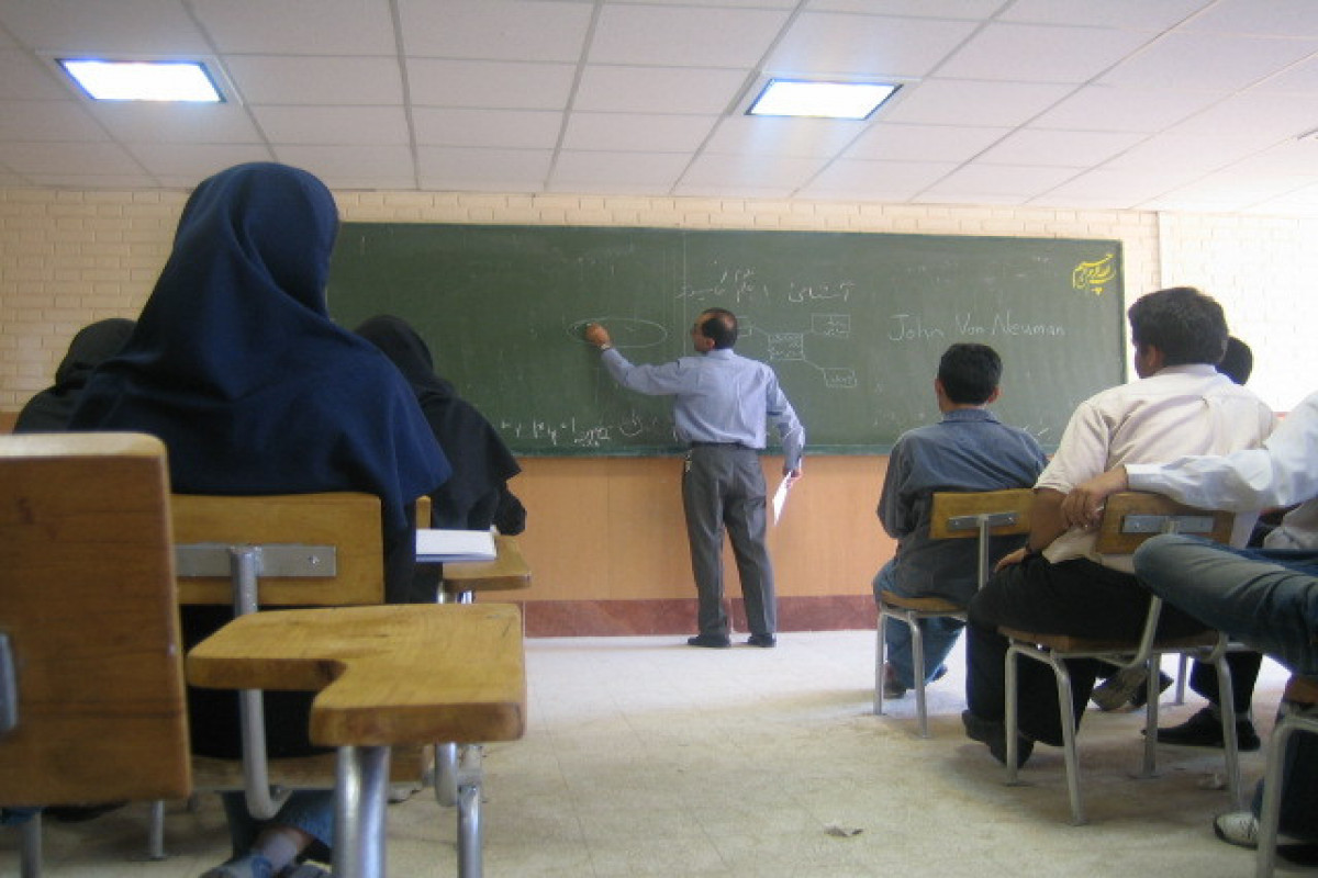В Тебризе приостановлены занятия в школах