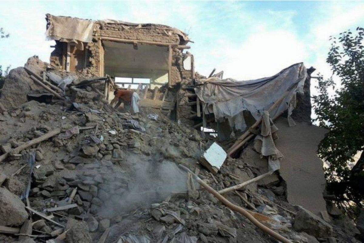 Землетрясение в Афганистане привело к гибели 12 человек