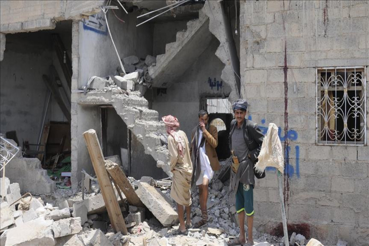 KİV: Ərəb koalisiyasının Səna şəhərinə endirdiyi zərbələr nəticəsində 23 nəfər ölüb