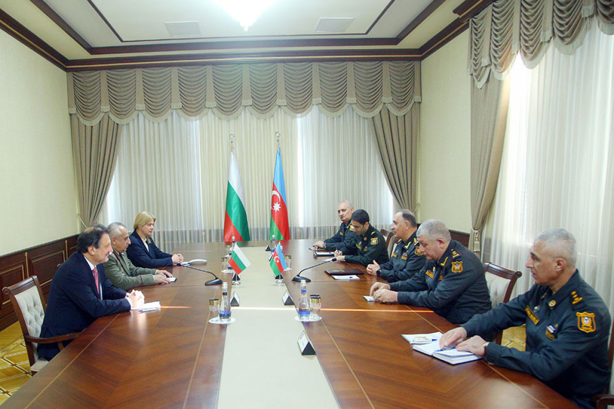 Начальник Генерального штаба Азербайджанской Армии встретился с болгарской делегацией
