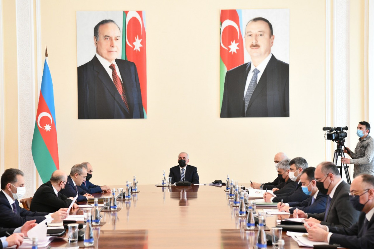 Azerbaijani PM held consultation on food security and food increase