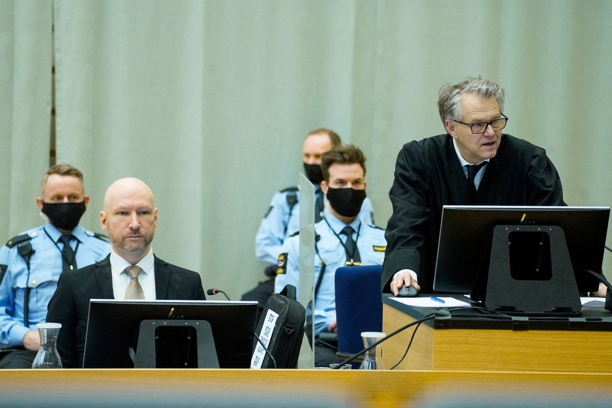 Norwegian mass killer Breivik has not reformed, must stay in jail, prosecution says
