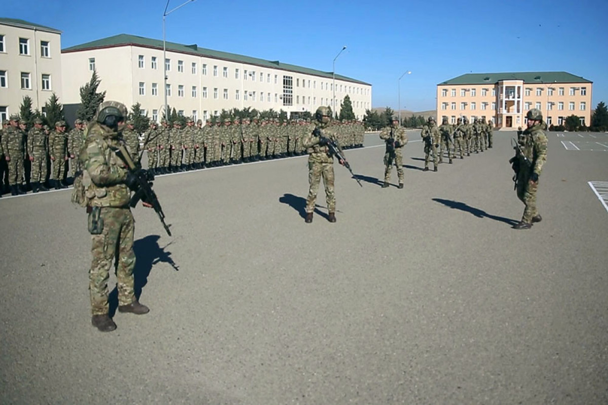 Azerbaijan continues training session for reservists continues