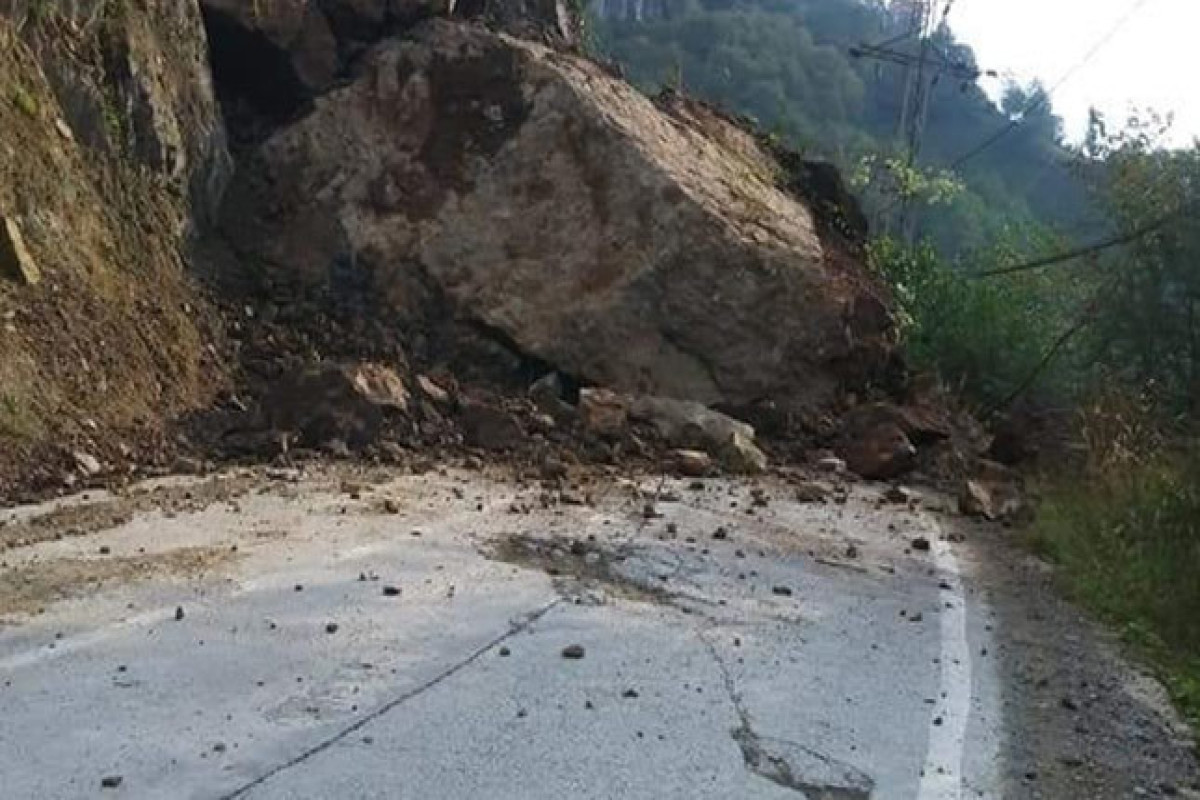 Landslide in Turkiye: Turkiye-Georgian road was closed, casualties reported-VIDEO 