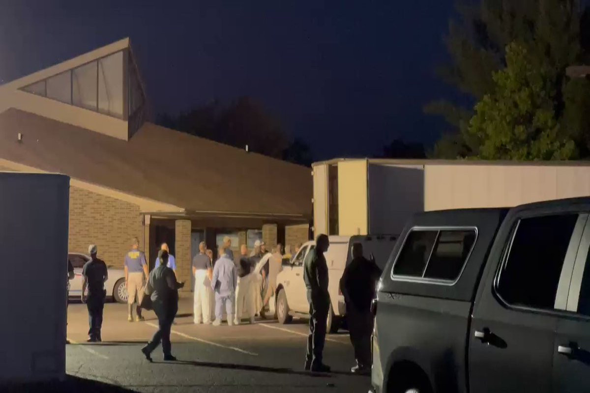 31 bodies, some decomposing, found at Indiana funeral home