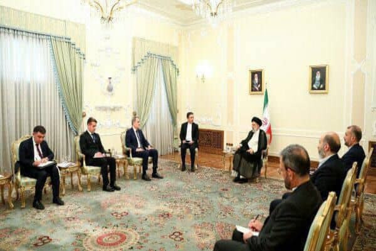 İran Prezidenti Ceyhun Bayramovu qəbul edib