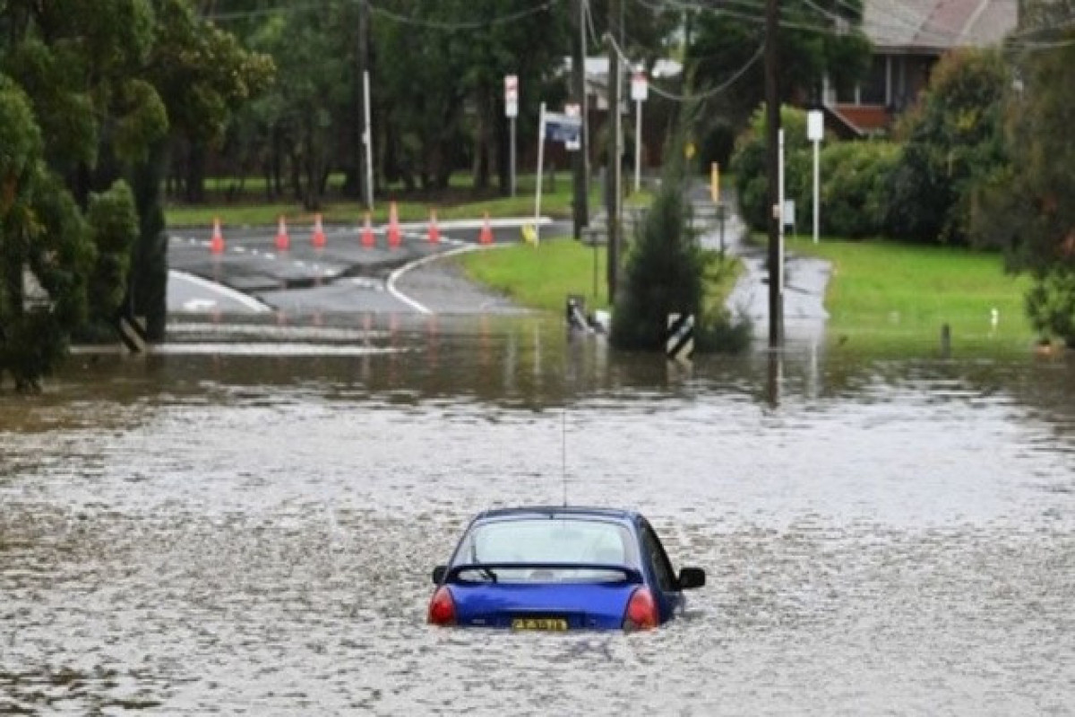 В Австралии из-за наводнений эвакуированы тысячи жителей