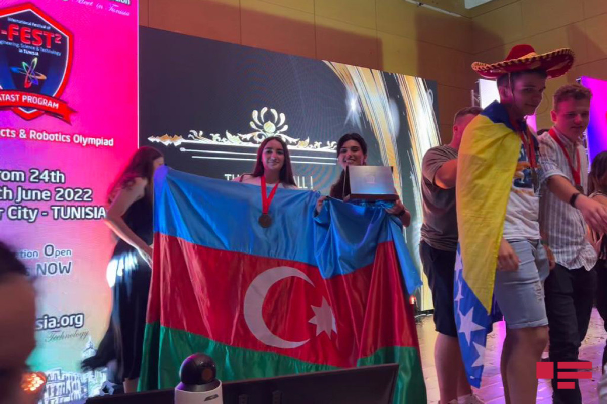 Students of European Azerbaijan School in the I-Fest Tunisia