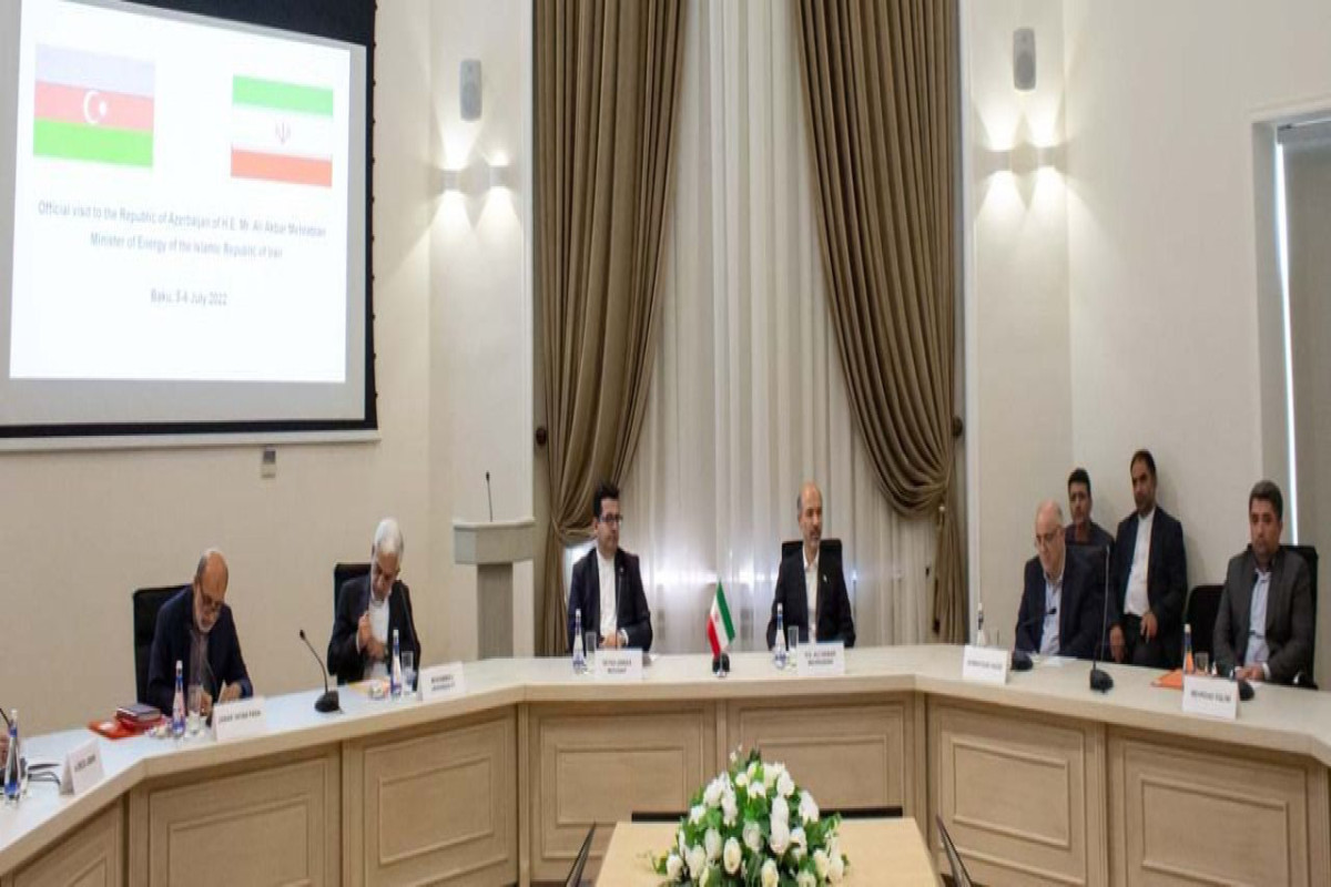 Обсуждена реализация совместных энергетических проектов между Азербайджаном и Ираном