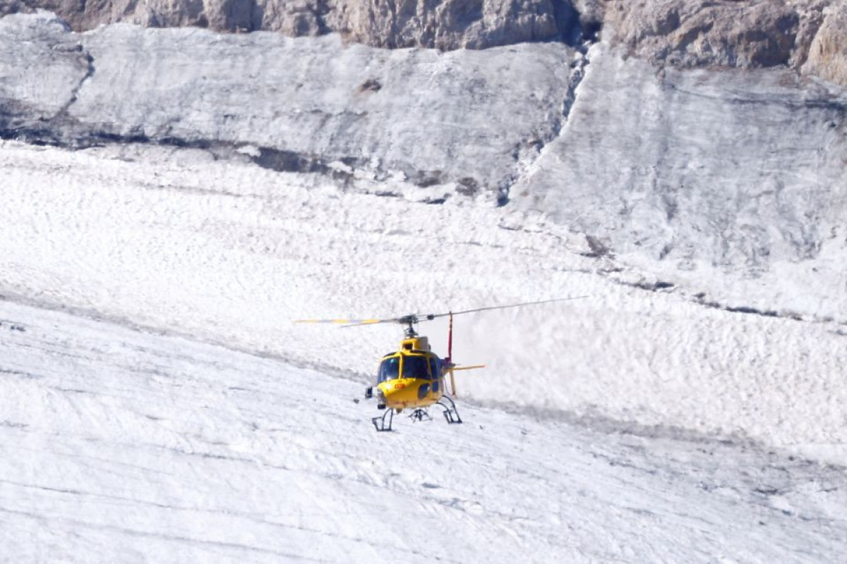Italians find more victims of glacier collapse
