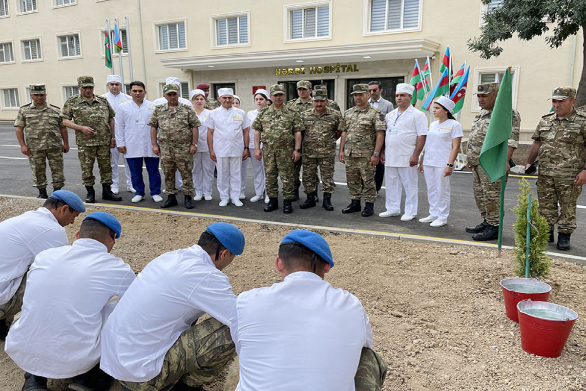 Müdafiə naziri Xocavənd rayonu ərazisində yeni istifadəyə verilən hərbi hospitalın açılışında olub - VİDEO 