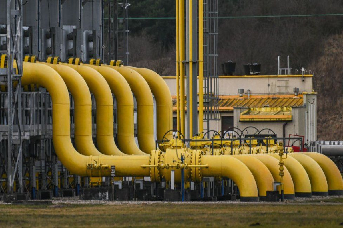 Poland to extend gas tariff protection for households until end 2027