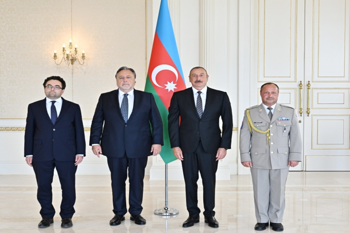 President Ilham Aliyev received credentials of newly-appointed Ambassador of Czech Republic to Azerbaijan