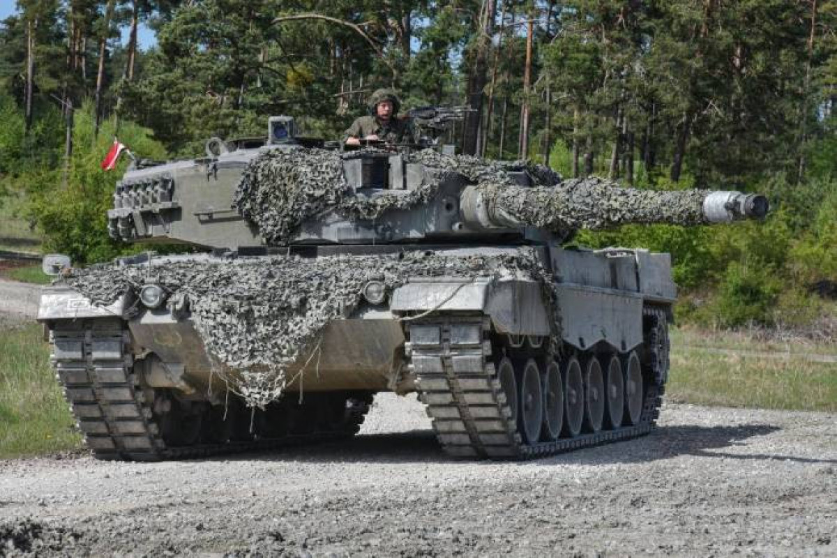KİV: İspaniya Ukraynaya tank və zirehli transportyorlar verə bilər