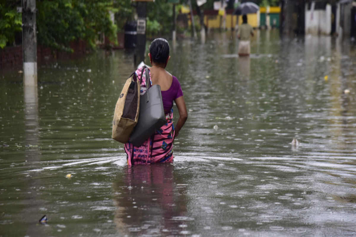 Güclü yağışlar Hindistanda 18 nəfərin həyatına son qoyub