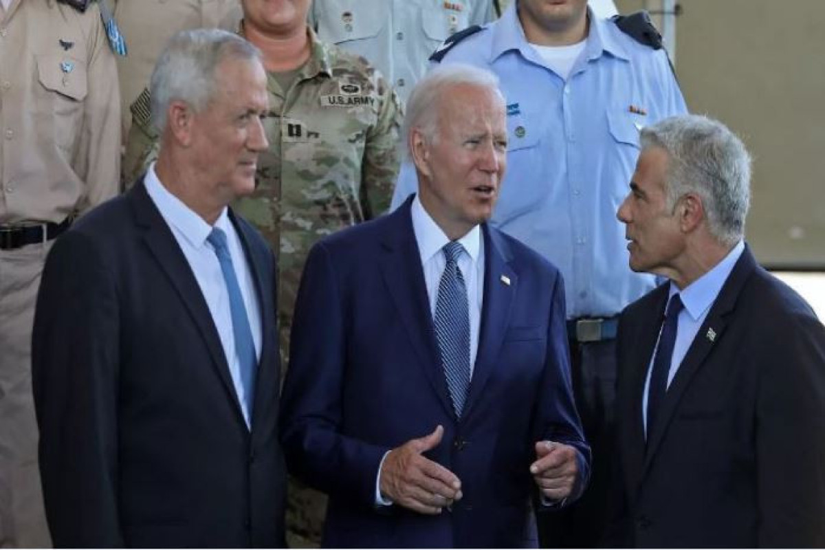 Министр обороны Израиля Бени Ганц, Президент США Джо Байден, Премьер-министр Израиля Яир Лапид