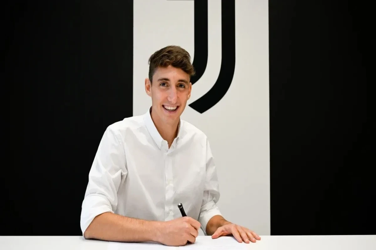 “Yuventus” İtaliya millisinin futbolçusunu transfer edib
