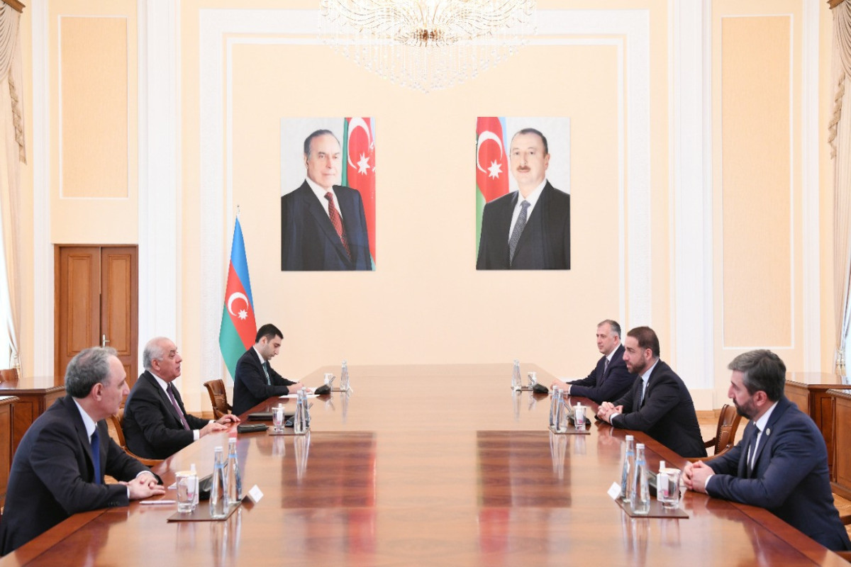 Əli Əsədov Gürcüstanın Baş prokuroru ilə görüşüb