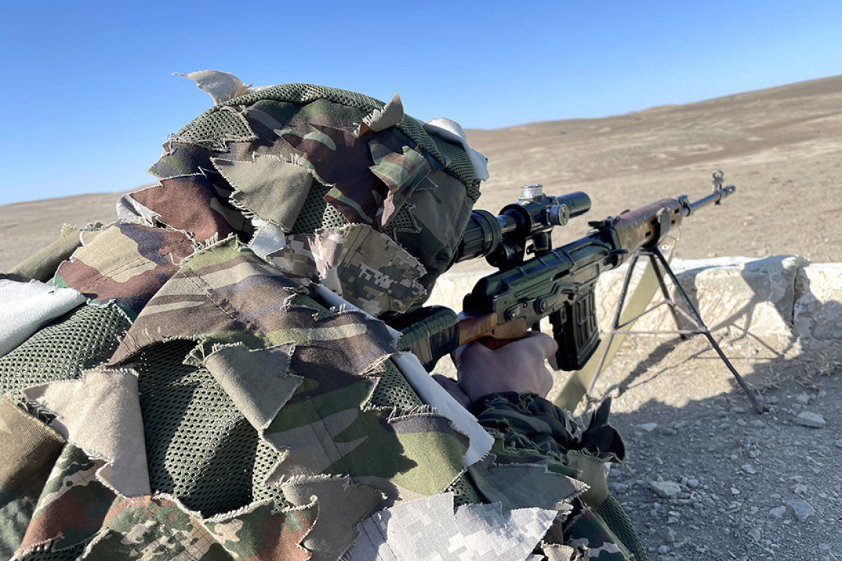 В азербайджанской армии завершен курс по снайперской подготовке